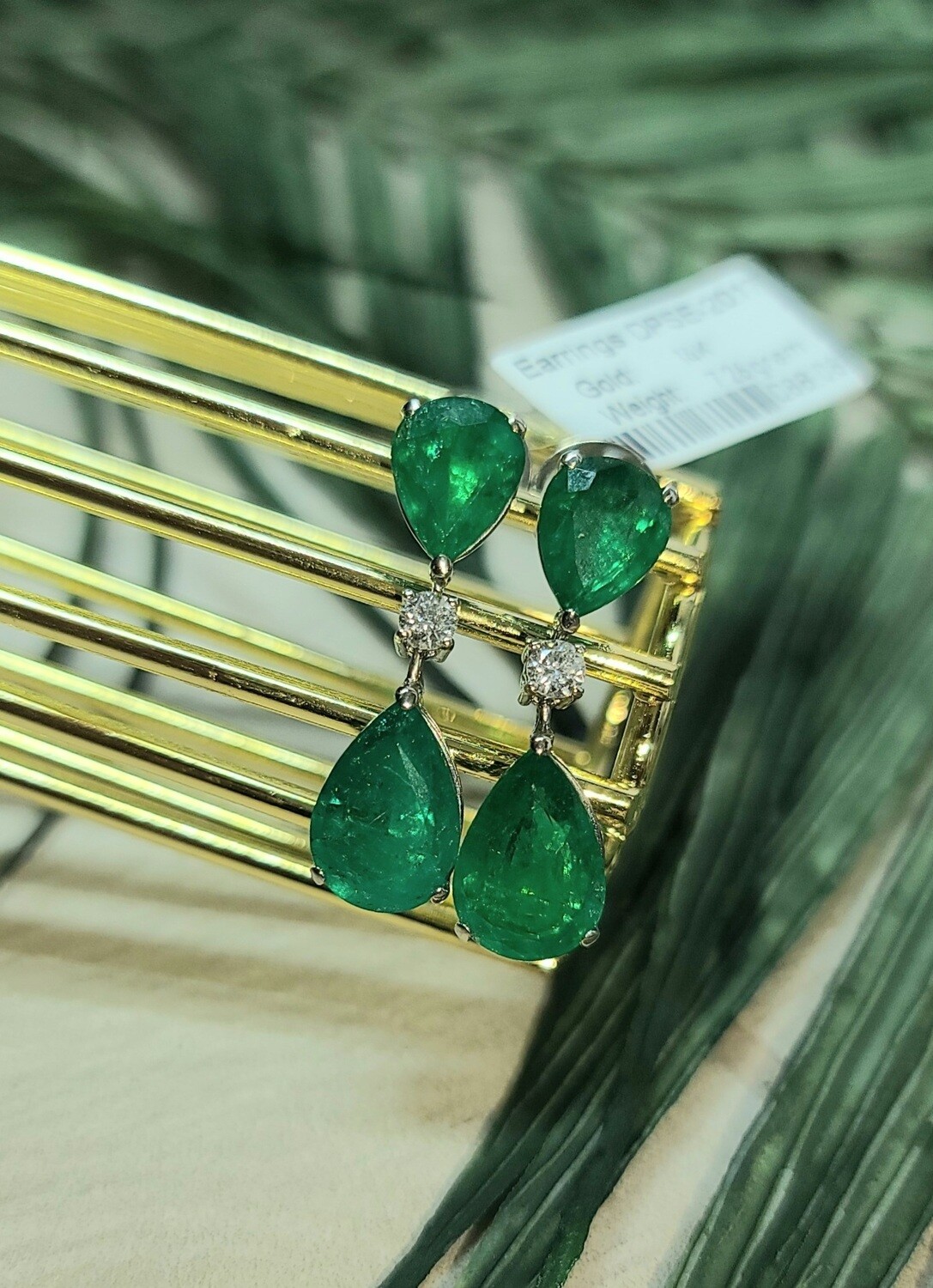 Emerald earrings pear cut 11.10 ct