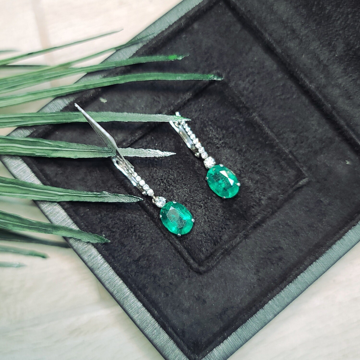 Emerald earrings oval cut 6.82 ct
