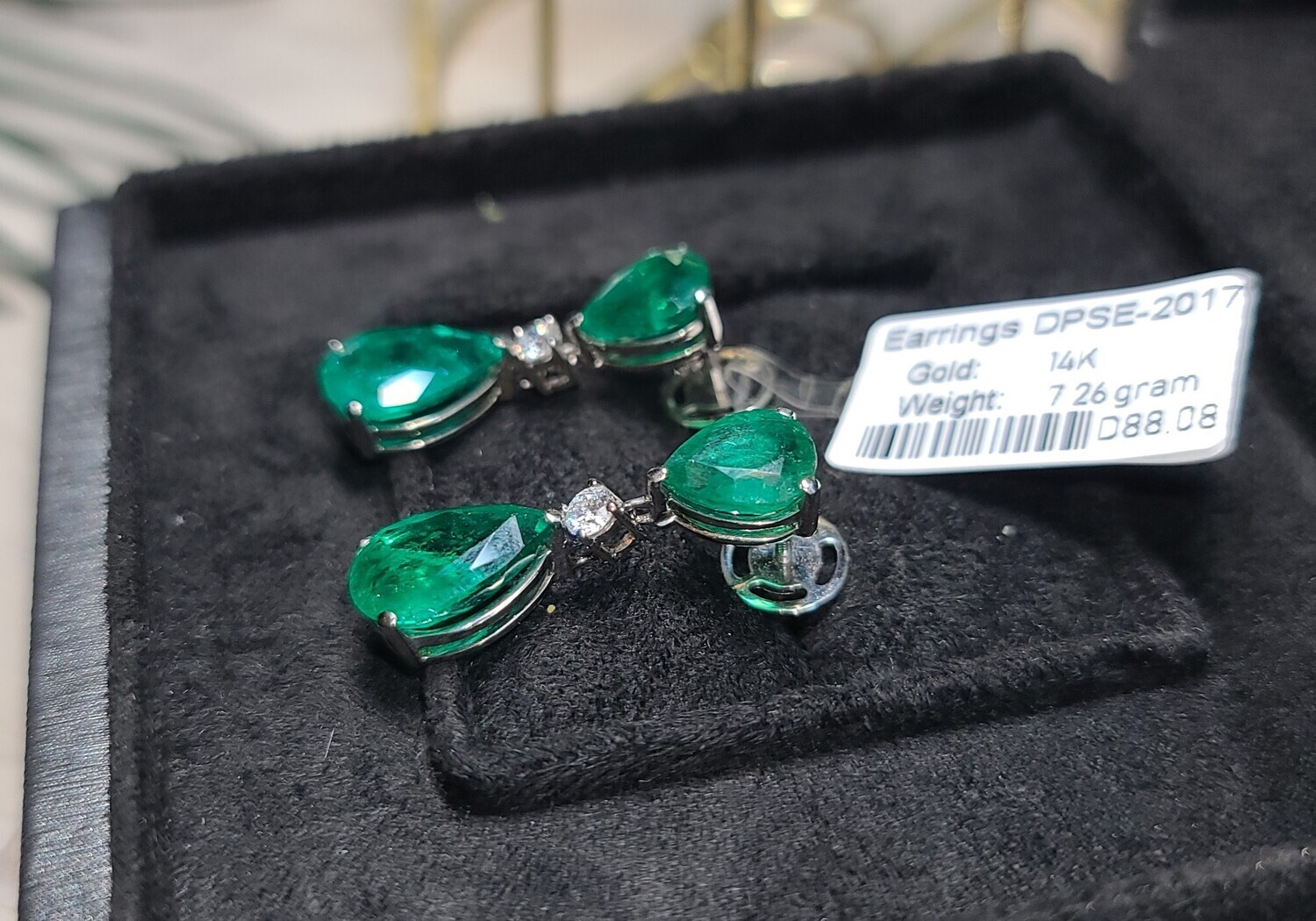 Emerald earrings pear cut 11.10 ct