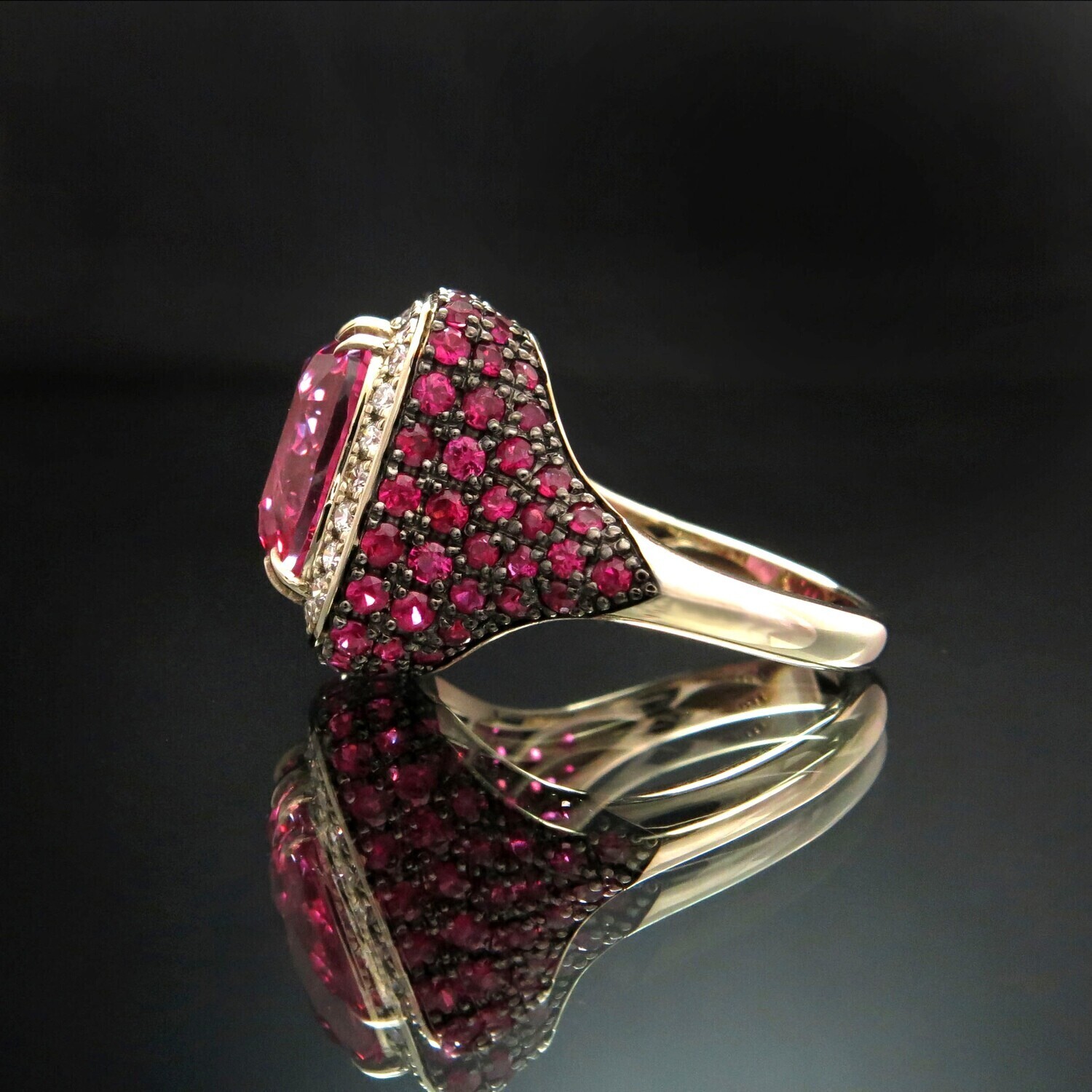 14K Gold Ring with Pink Spinel, Diamonds and Sapphires