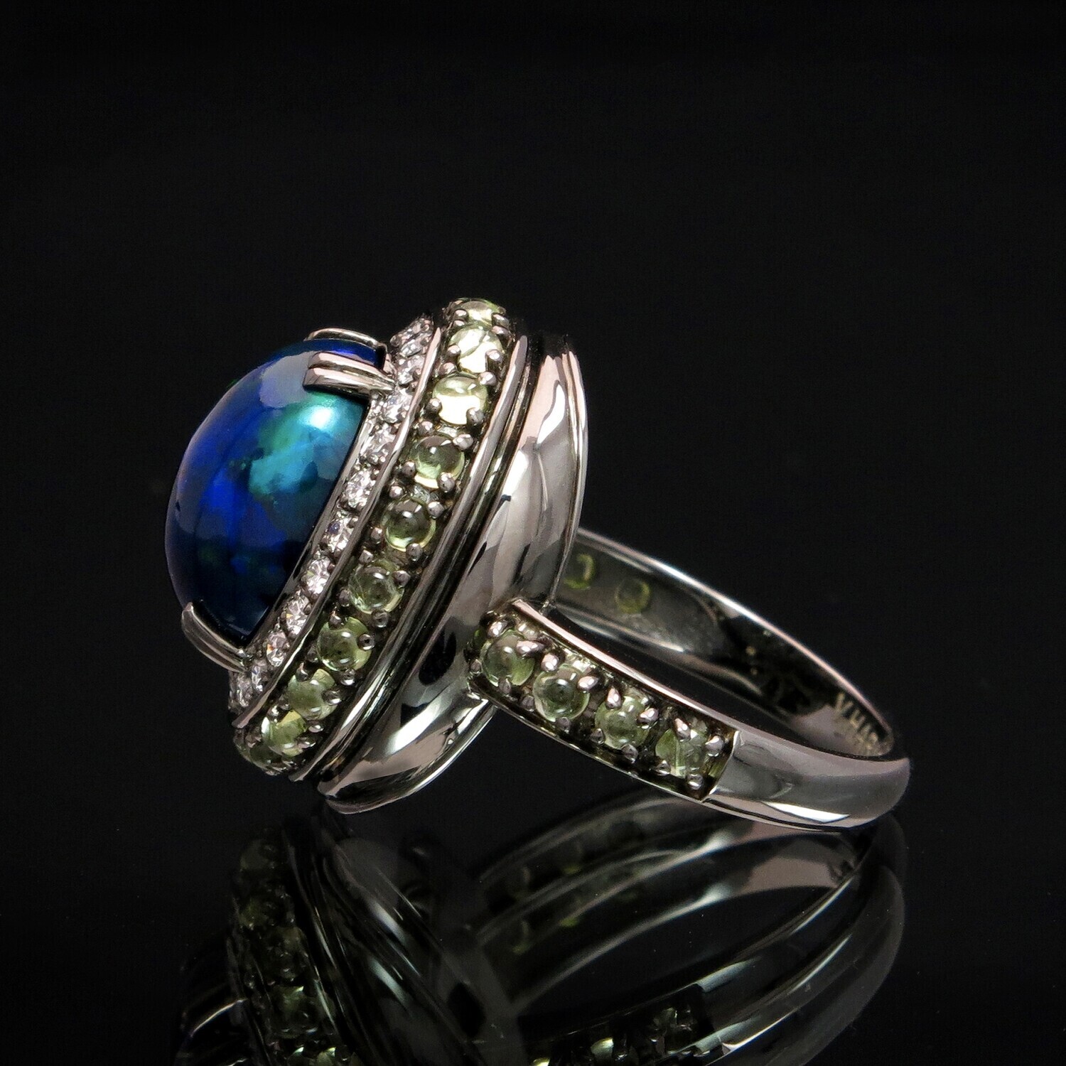 14K Gold Ring with Opals, Diamonds and Chrysolite, VH006