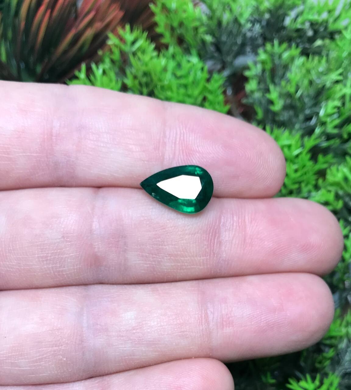 Emerald Pear cut 3.55 ct