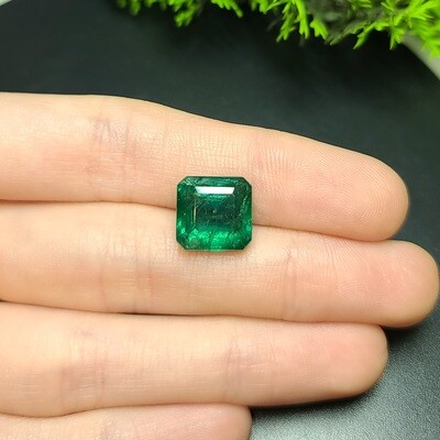 Sq.Emerald cut 6.55 ct