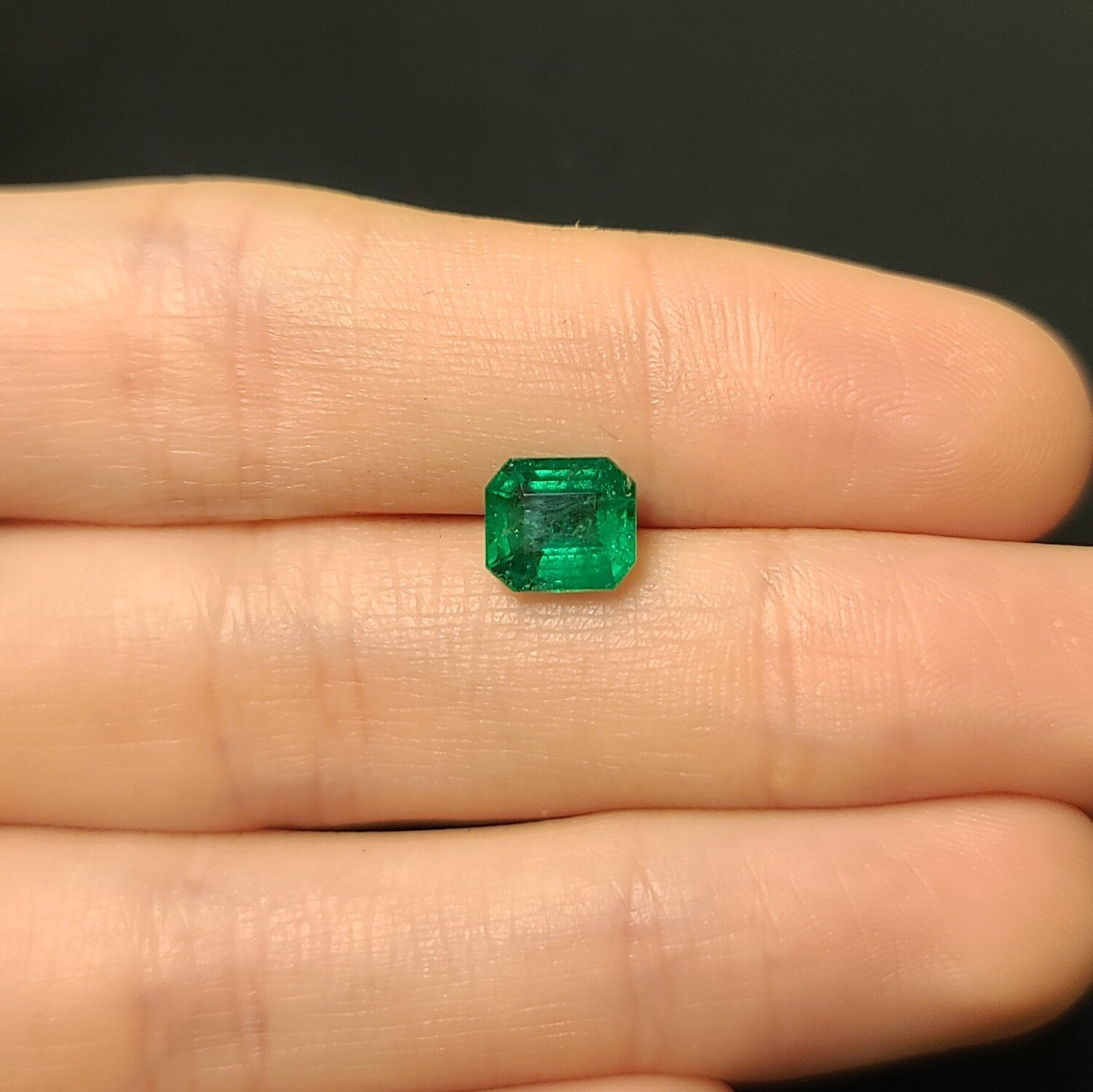 Emerald octagon cut 1.65 ct