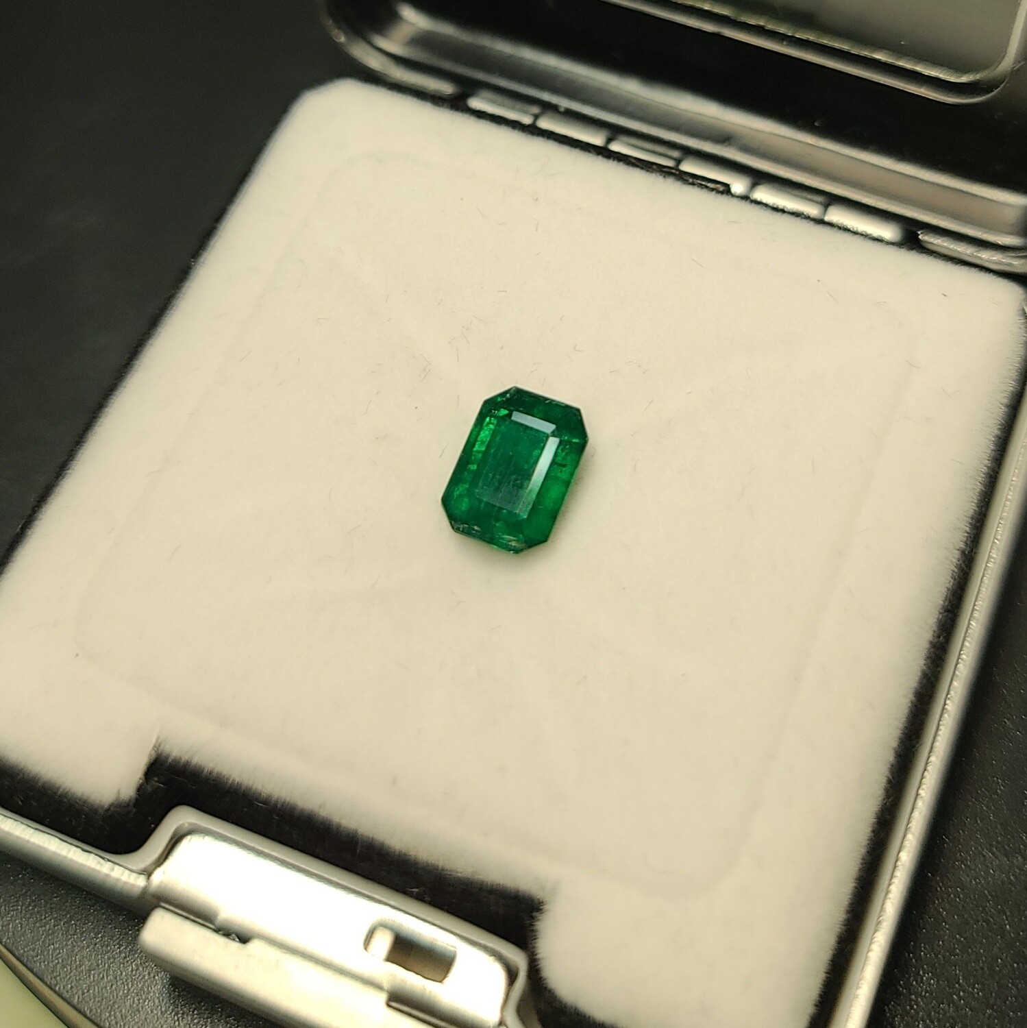 Emerald Octagon cut 2.34 ct