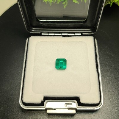 Sq.Emerald cut 2.15 ct