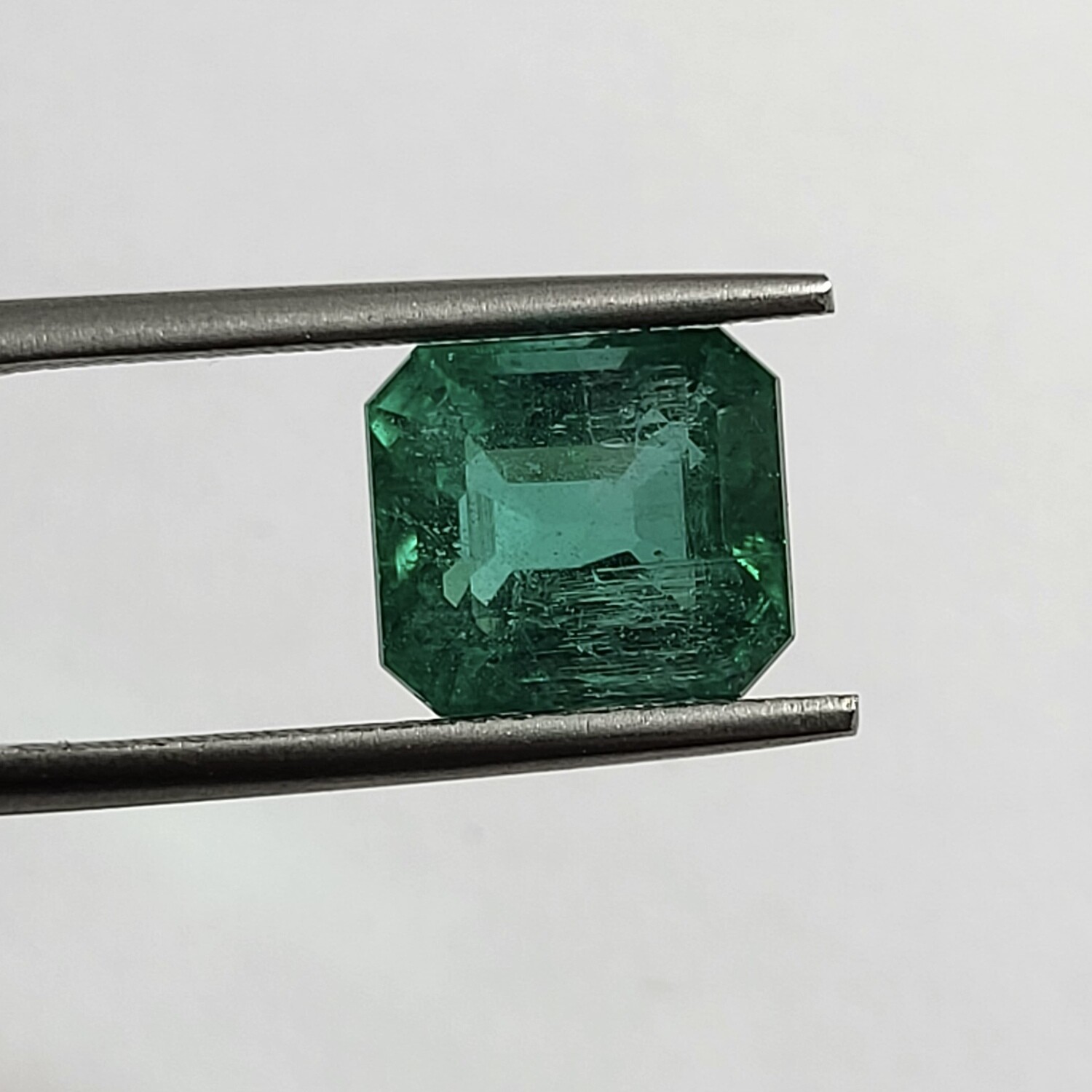 Emerald octagon cut 3.75 ct