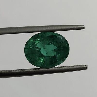 Emerald Oval cut 3.17 ct