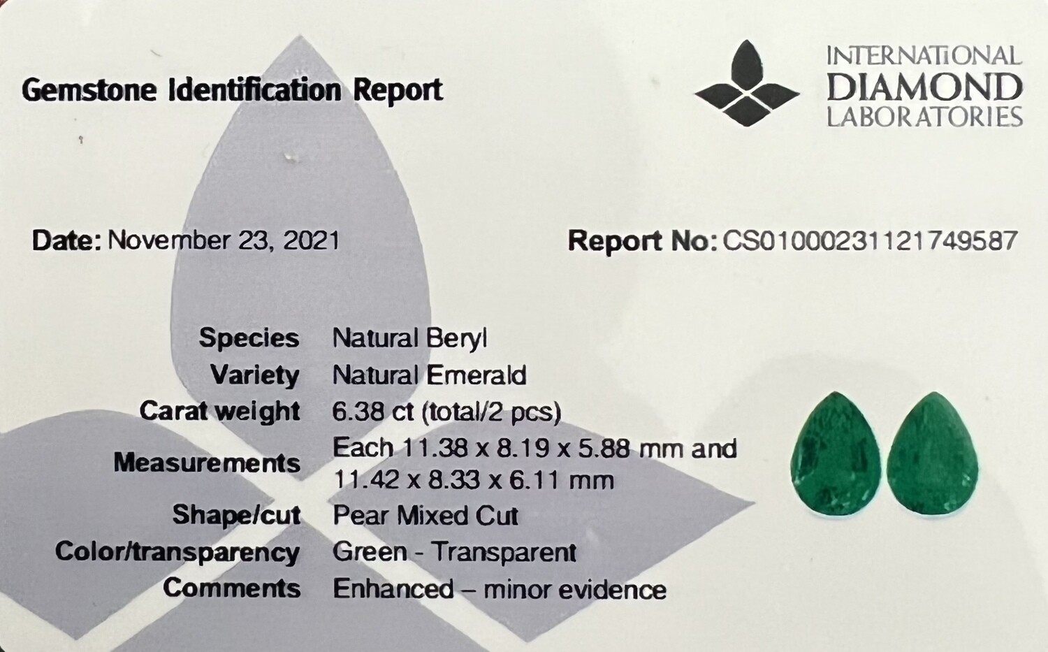 3.25 ct and 3.13 ct Emerald pear cut set