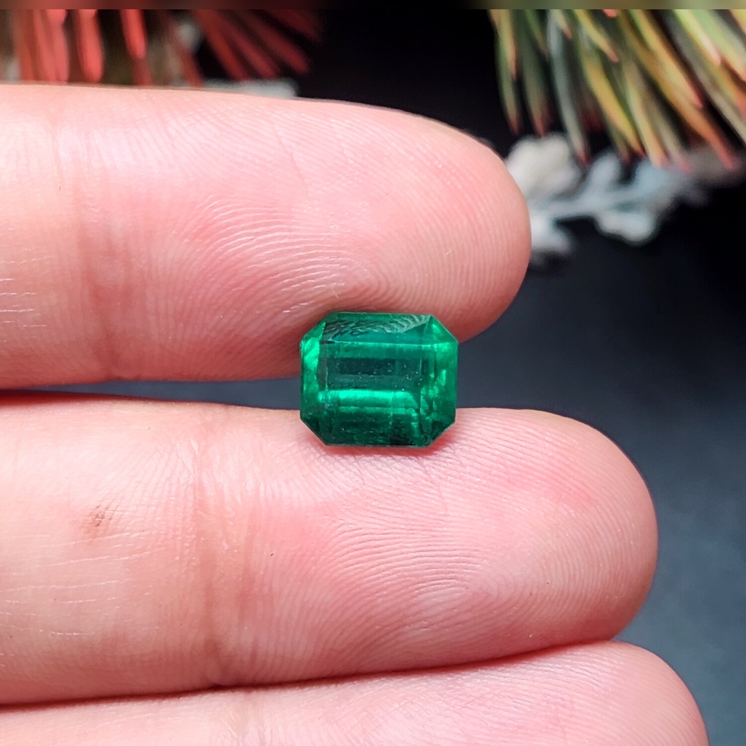 Emerald octagon cut 4.05 ct