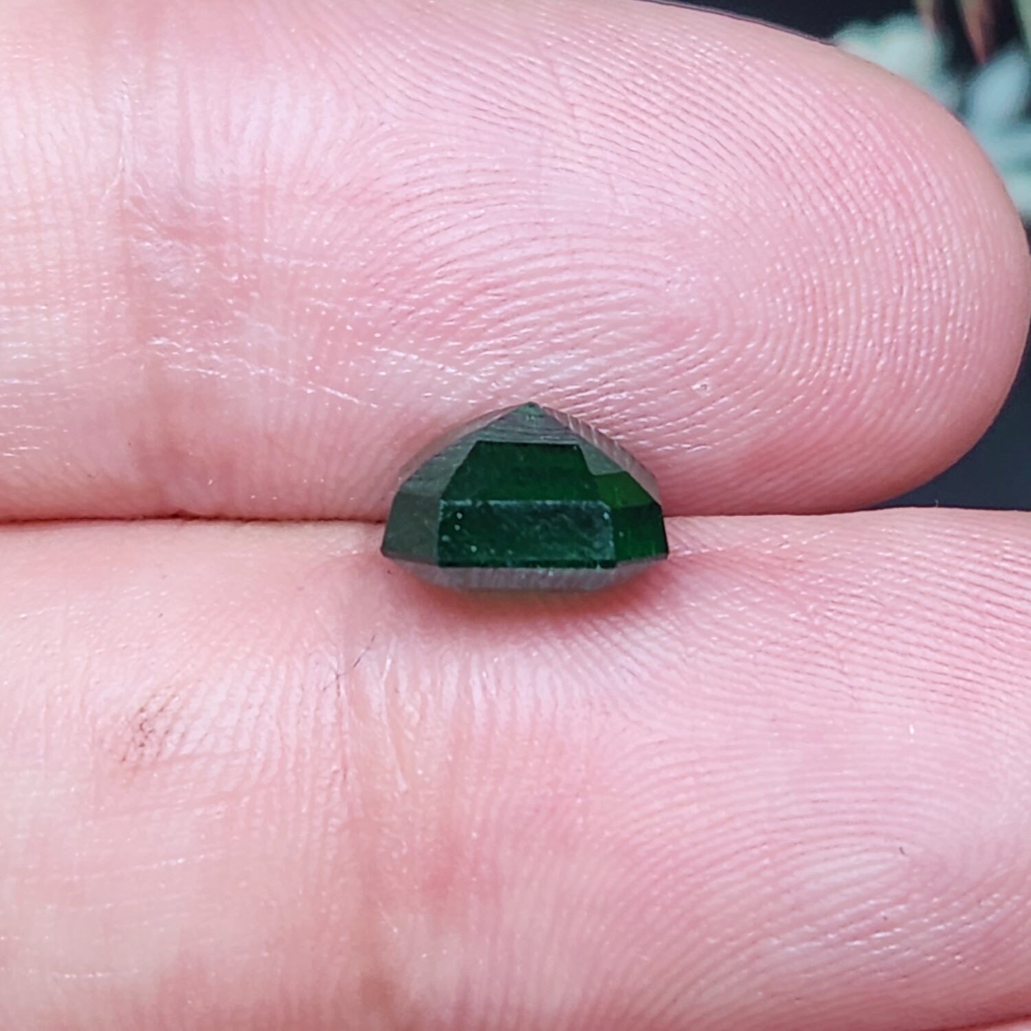 3.31 ct Sq. Emerald cut