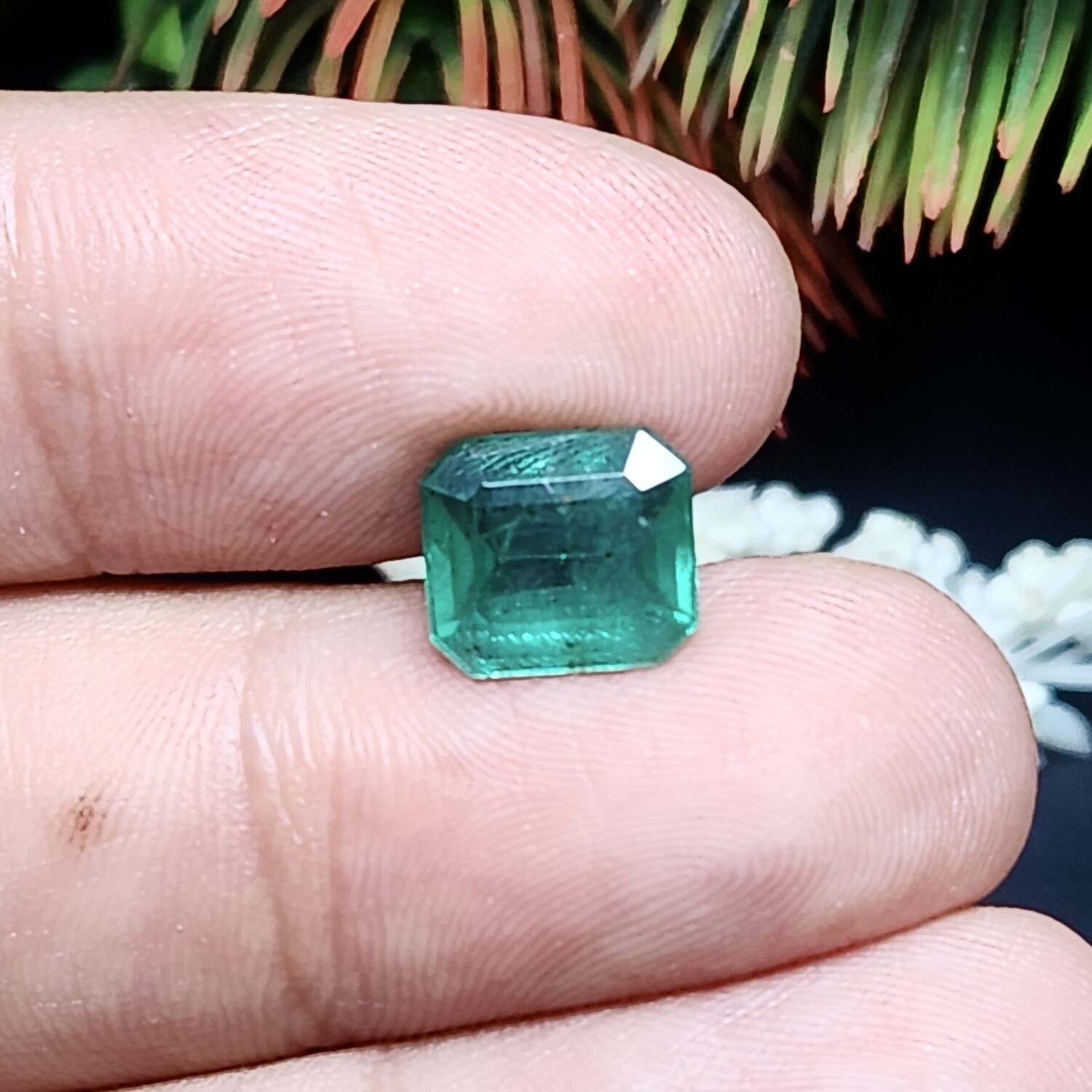 Emerald octagon cut 3.92 ct