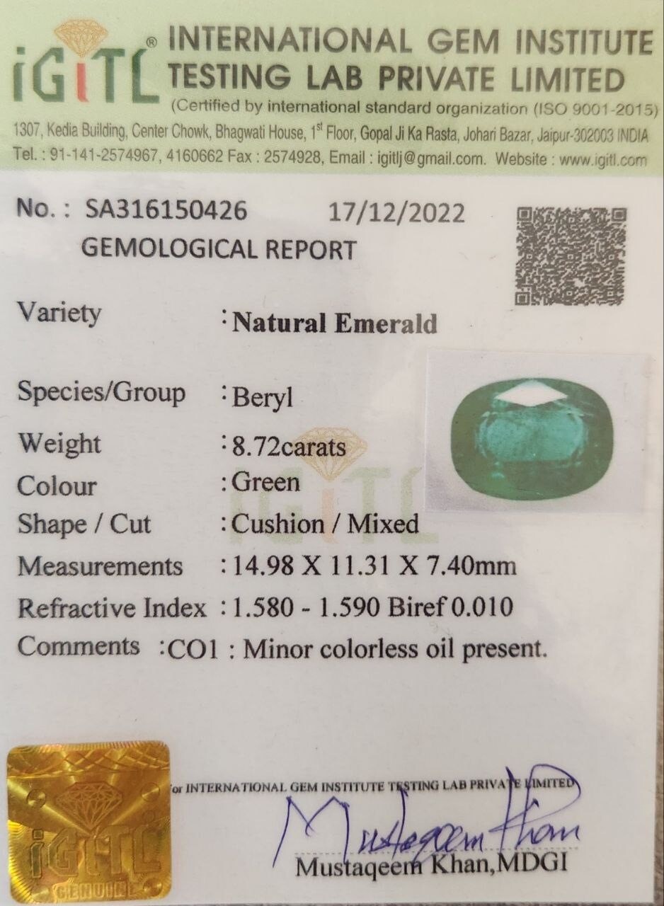 8.72 ct Emerald Cushion cut