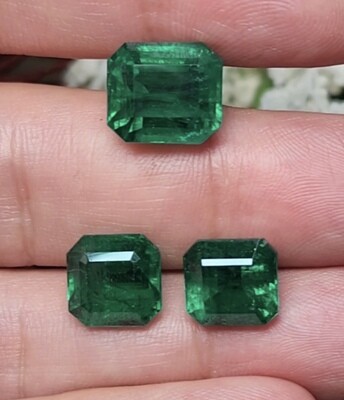 Emerald octagon cut set 23.45 ct