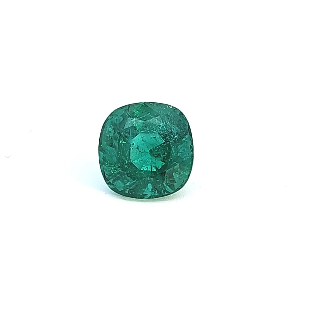 Emerald Cushion cut 6.39 ct