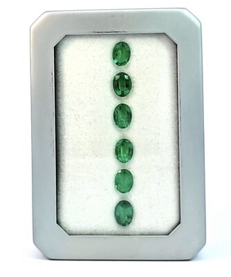 6.50 ct Emerald set oval cut