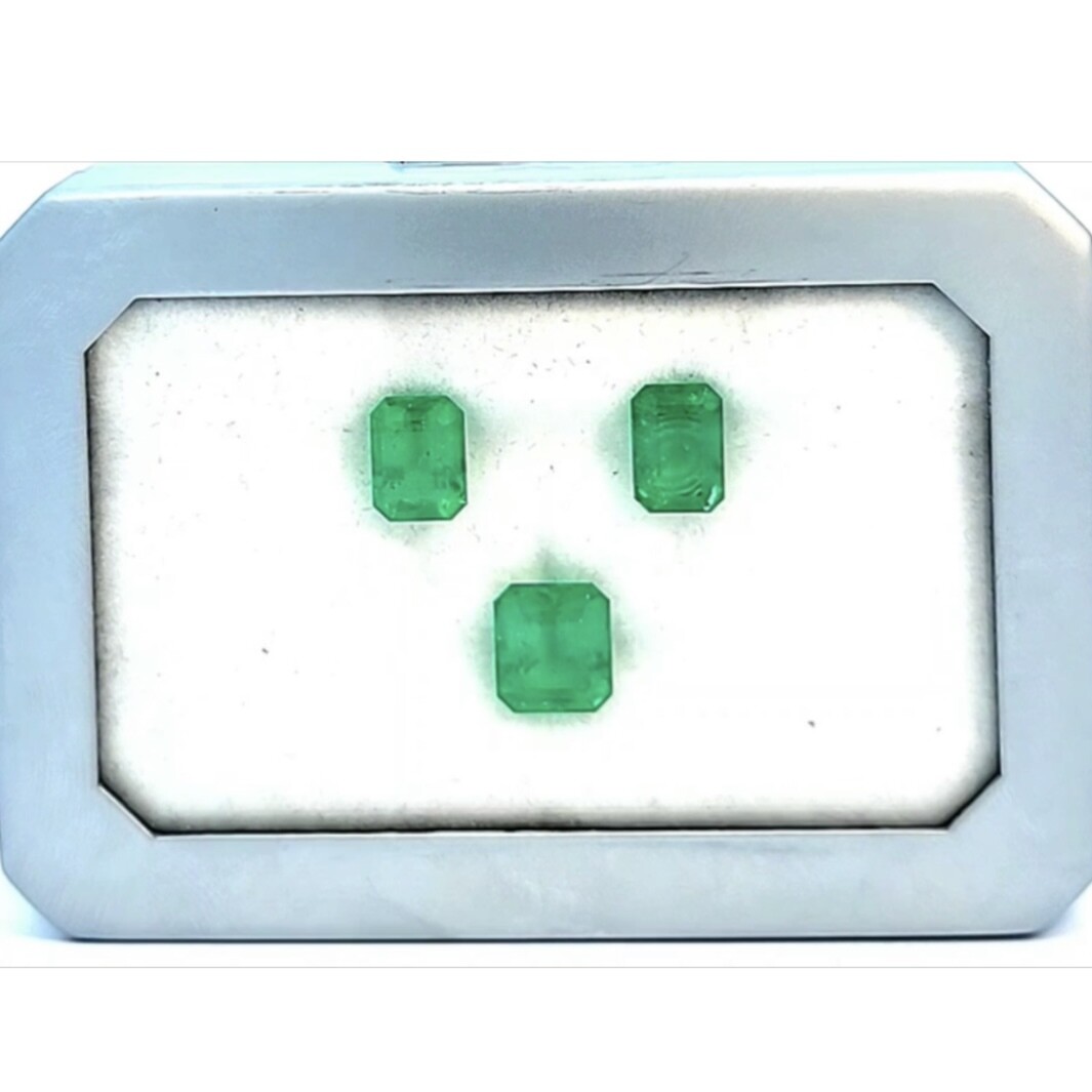 8.98 ct Emerald octagon cut set