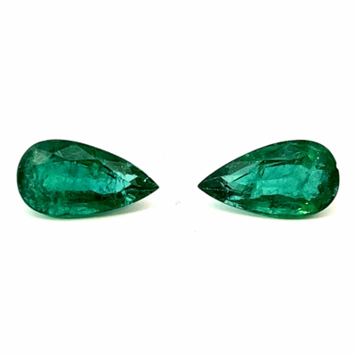 6.12 ct and 7.09 ct Emeralds Pear cut pair