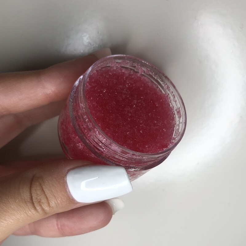 Cherry lip scrub 🍒