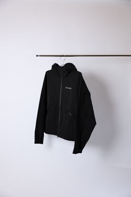 Essential Mountain Shell