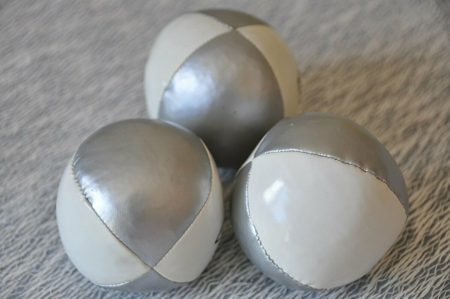 REHORULI®-Jonglierball - Größe L Stretch-Lynon (68mm/110 g) 4-Panel