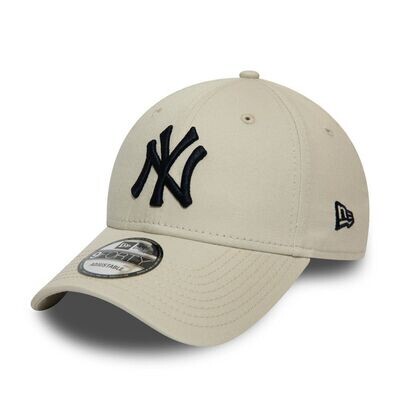 Casquette 9FORTY New York Yankees Essential Beige