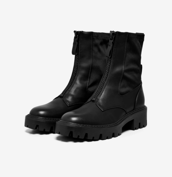 Boots  Betty