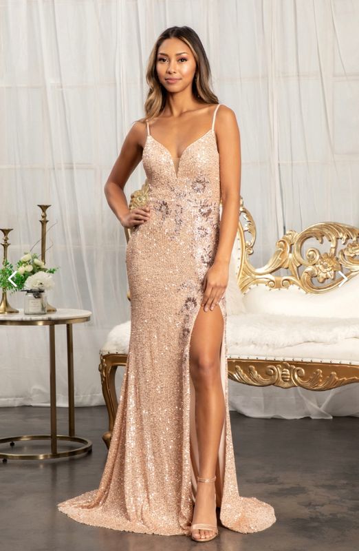 Embroidered Sweetheart Neckline Formal