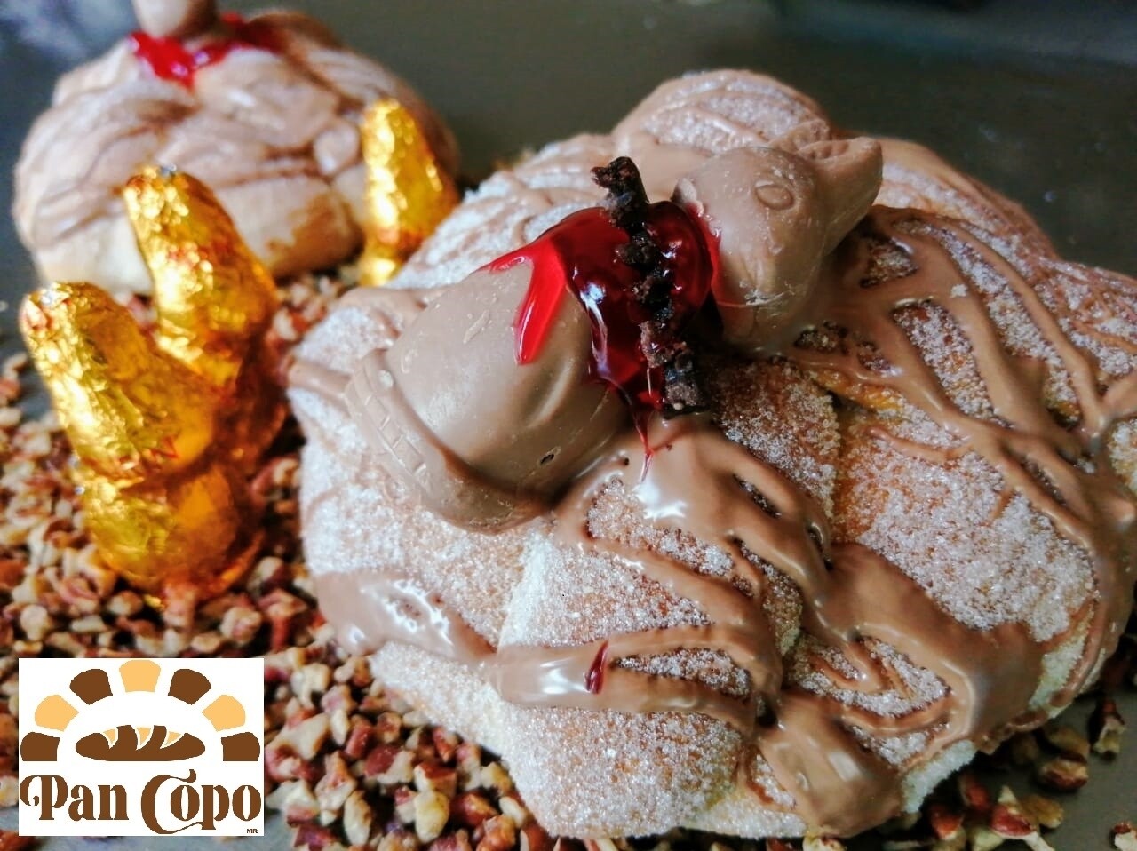 Hojaldra/Pan de muerto de nuez Especial conejitos de chocolate