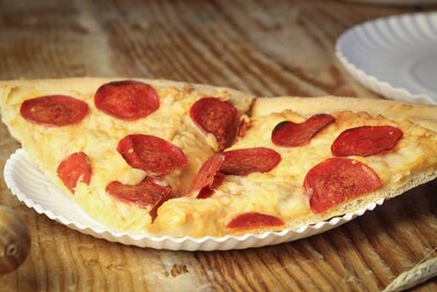 Pizza (solo pepperoni)