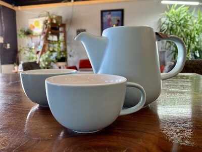 T42 - Tea For Two Porcelain Teapot & 2 Cup Set 27 fl. oz. (Mint Green)
