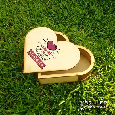 Caja corazón 20cm de ancho