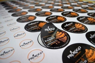 50 stickers 5x5cm