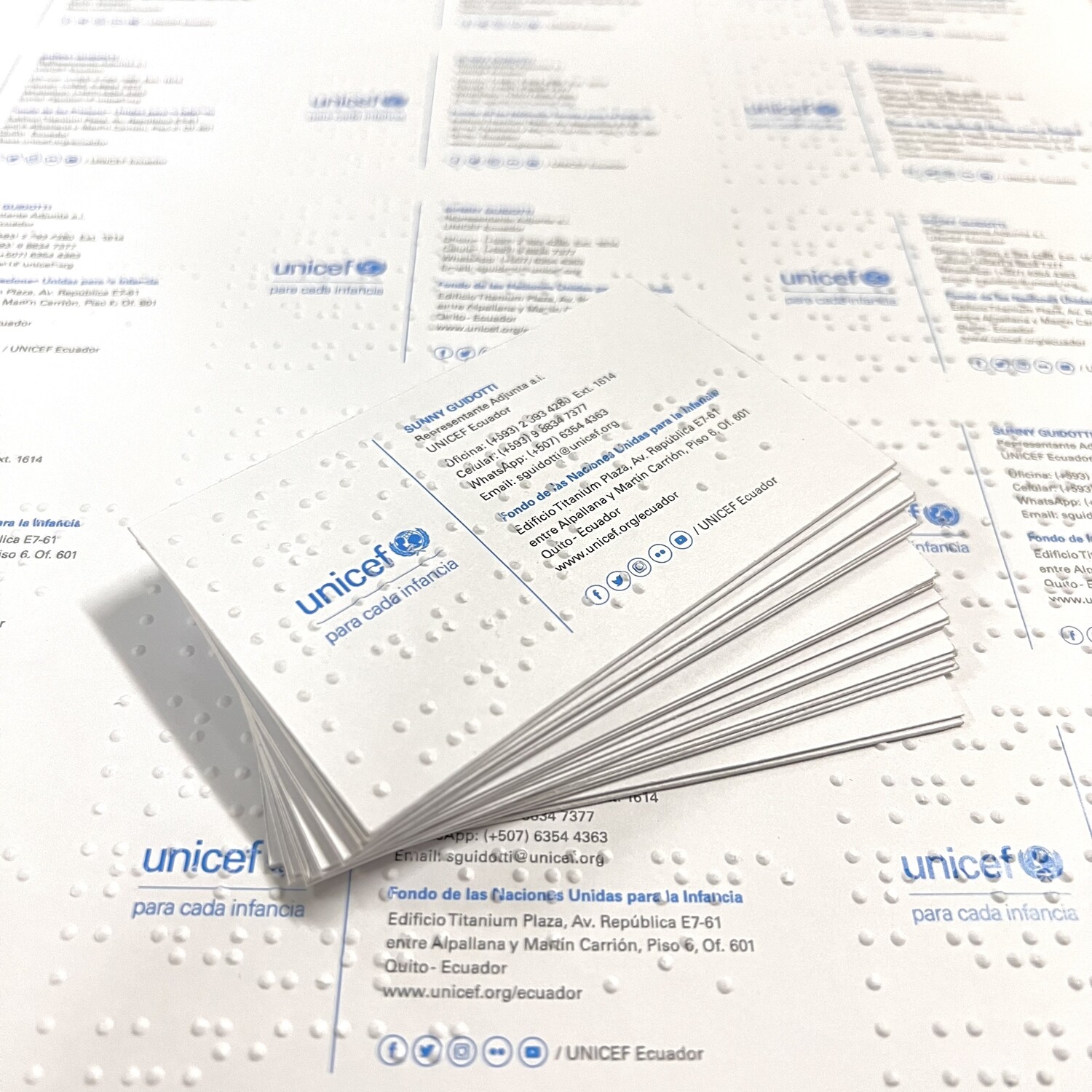 Tarjetas de presentación en braille