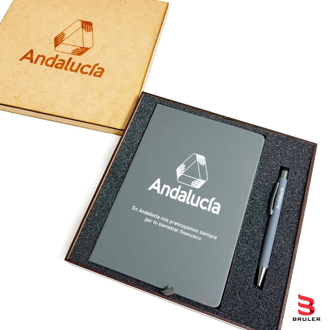 Combo personalizado cuaderno A5 con esfero
