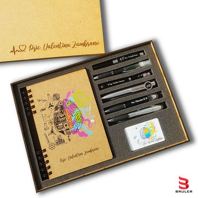 Combos cuaderno + 6 esferos + tarjeta usb