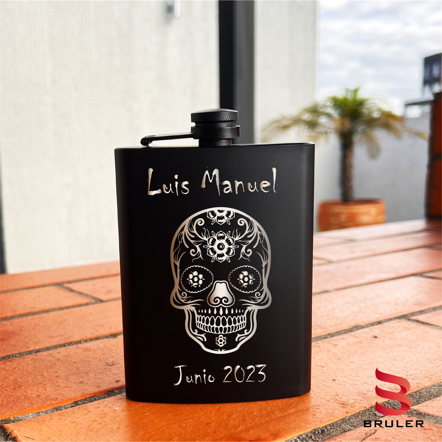 Caminera negra 8oz personalizada