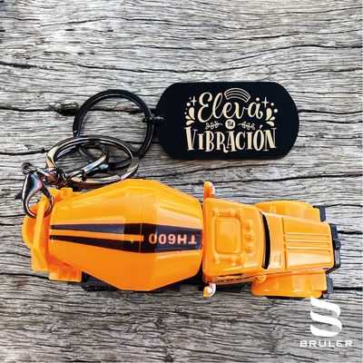 Llavero  grande negro con mezcladora 3D personalizado