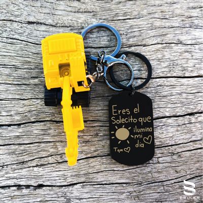 Llavero  grande negro con excavadora 3D personalizado