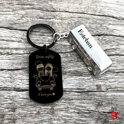 Llavero rectangular grande negro + Bus 3D personalizado