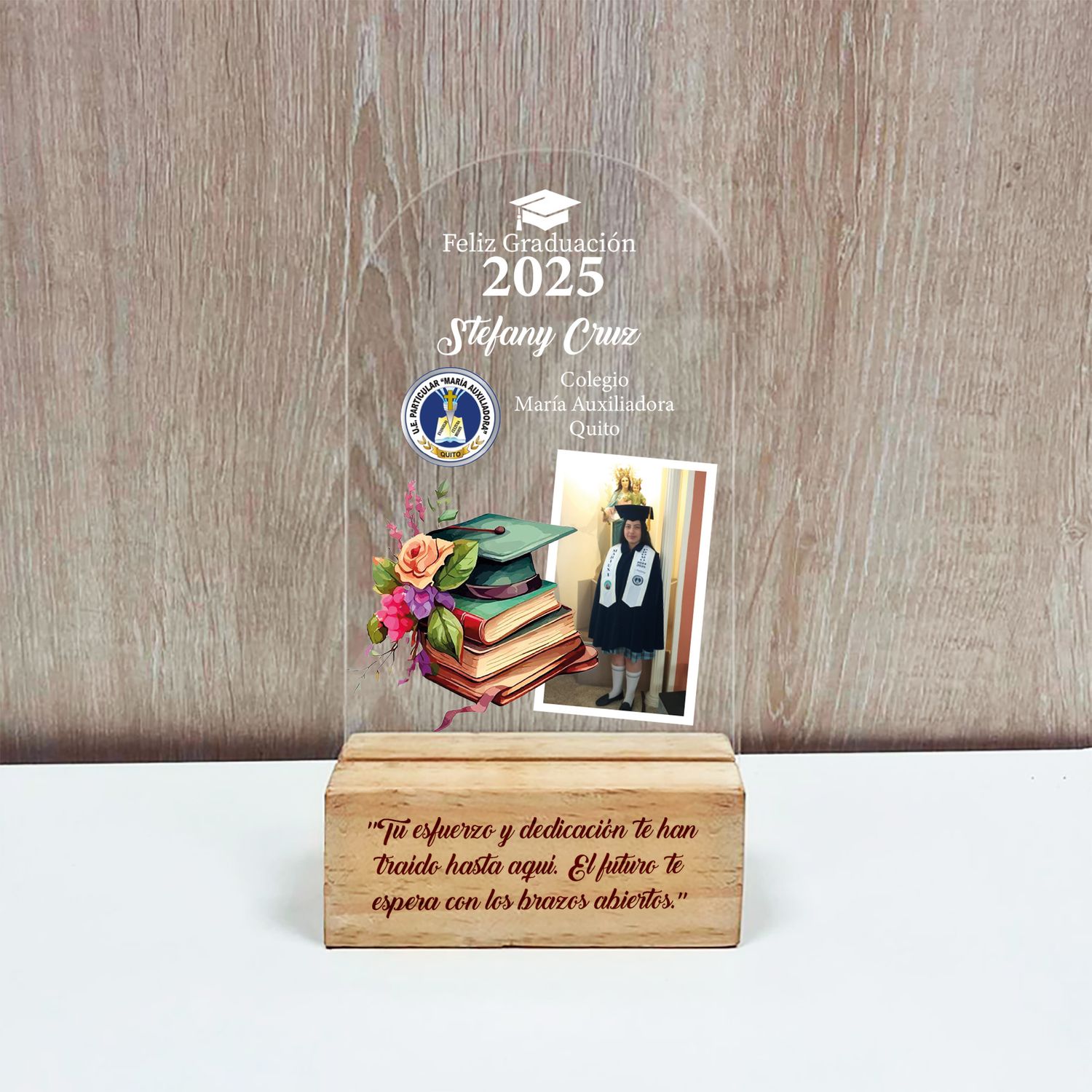 Placa acrilico transparente reconocimiento de graduación