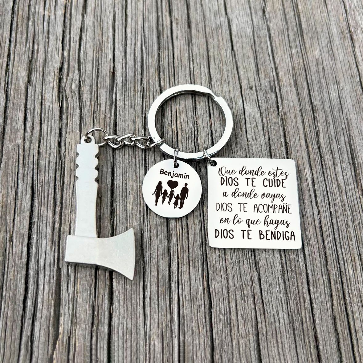 Llavero cuadrado círculo con hacha 3D personalizado