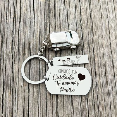Llavero Rectangulo delgado con auto 3D personalizado