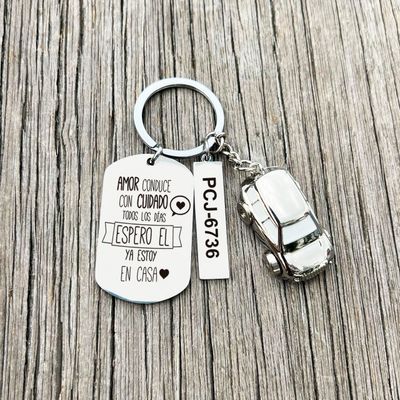 Llavero Rectangulo delgado con auto 3D personalizado
