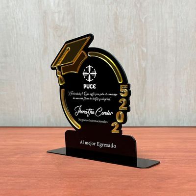 Placa acrílico negro dorado graduación