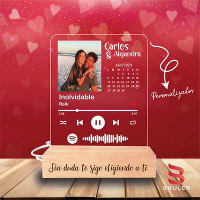 Lámpara base de madera 09