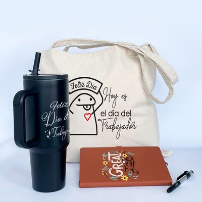 Combo Día del trabajador  cuaderno de cuerina A5 + esfero + tumbler 40 oz +bolso de lienzo