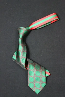 Tie &amp; Hanky (Green)