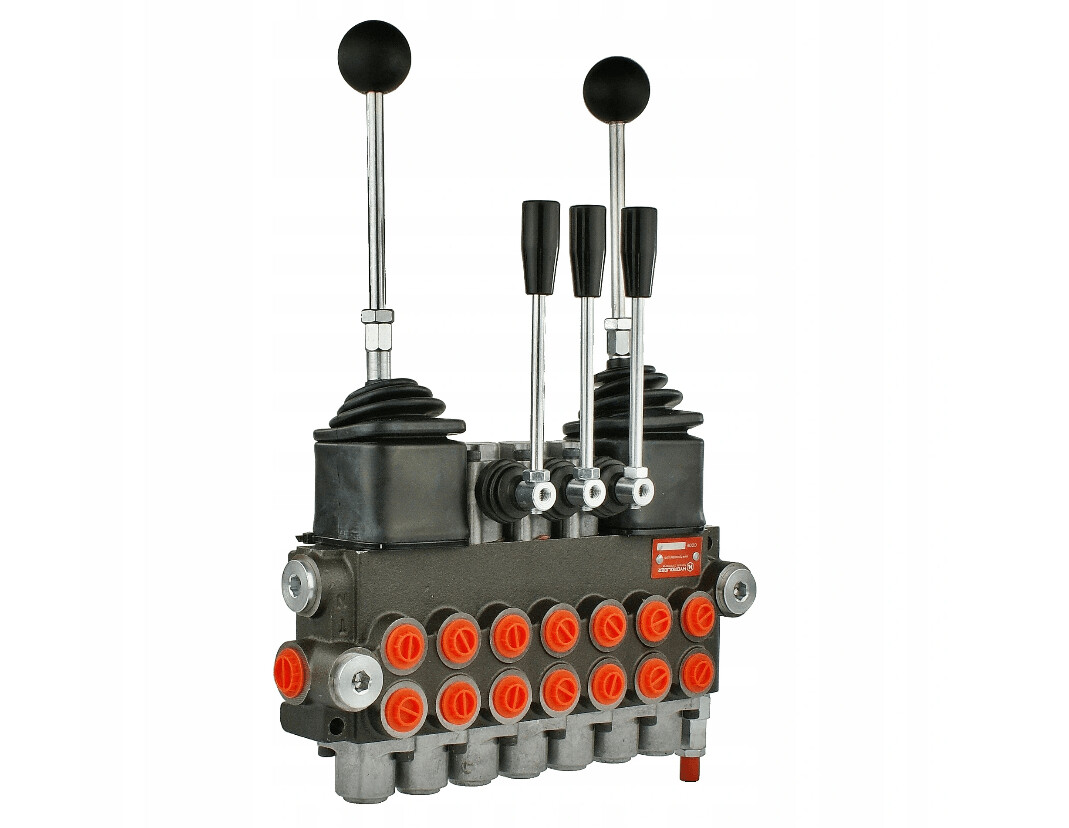 7-TEILIGER HYDRAULIKVERTEILER 40L + 2 JOYSTICK