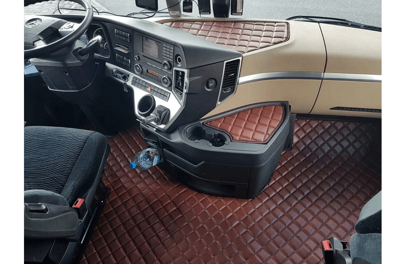 Mercedes Actros ab MP4 Fußmatten Teppich komplett Set
